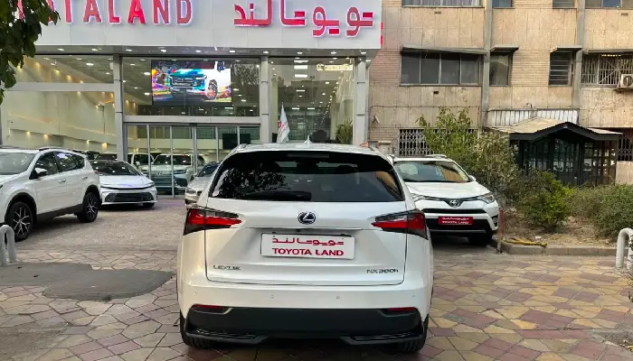 لکسوس nx 2017