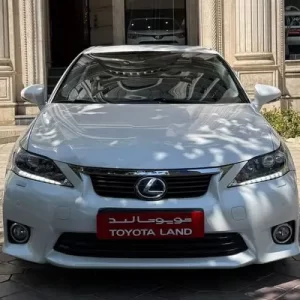 لکسوس ct200h مدل ۲۰۱۲