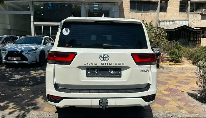 لندکروز ۲۰۲۴-۴