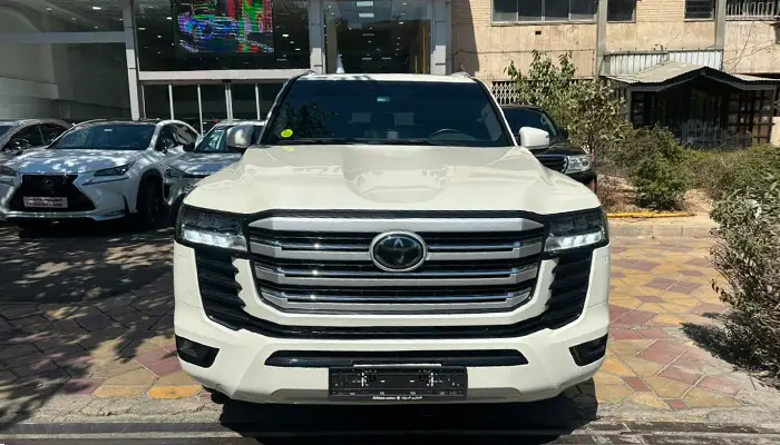 لندکروز ۲۰۲۴